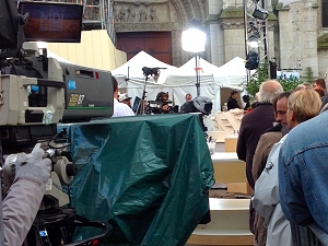 Carving stone to repair Rouen cathedral