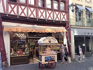 Pastry shop in Rouen