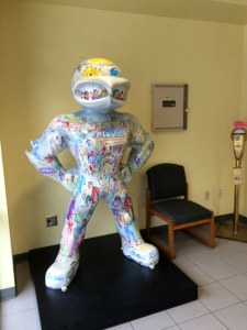 Herky's Community statue at its winter location